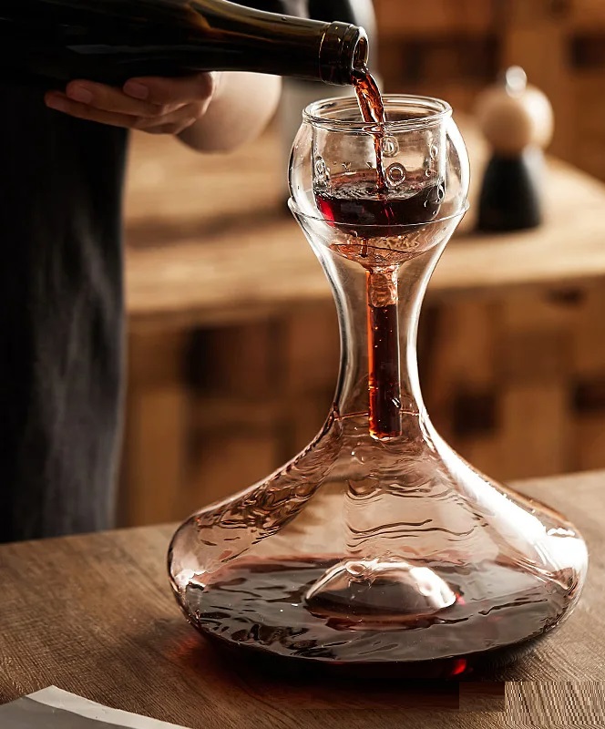 Carafe à décanter avec aérateur