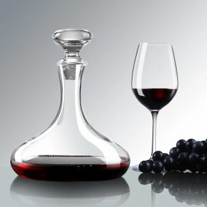 Carafe en verre avec bouchon en verre