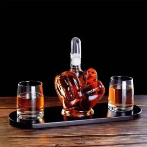 Verre et carafe a whisky